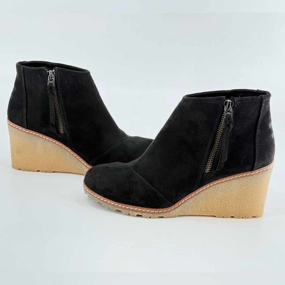 Tom’s‎ Avery Suede Wedge Bootie 8